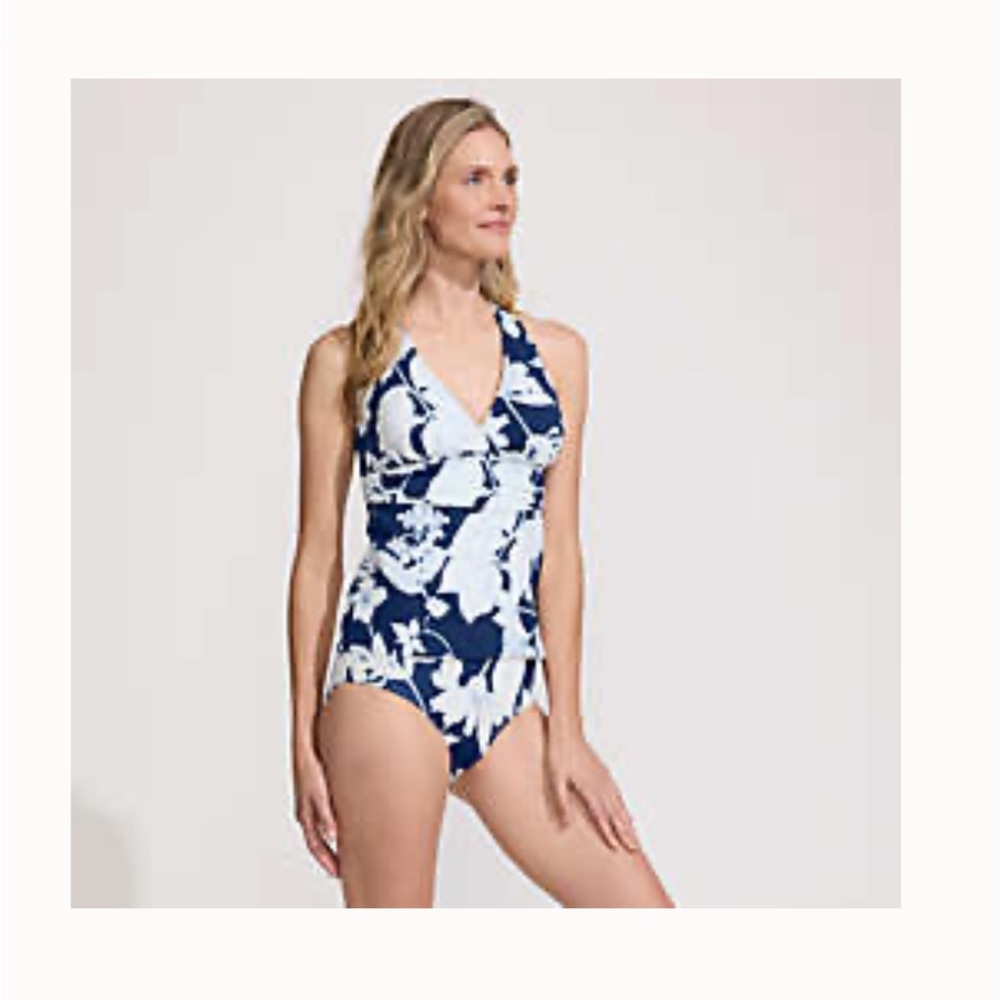 Lands End-Navy & White Floral Women's Tankini top- Plunge X back SM DDD soft cup
